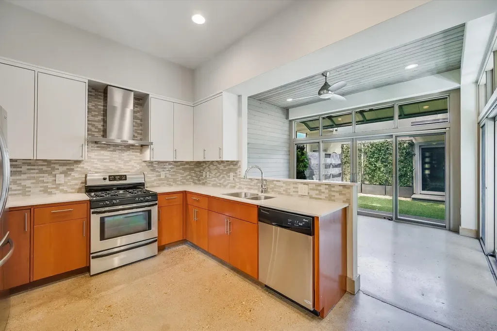 2822 Wooldridge Drive Austin TX 78703