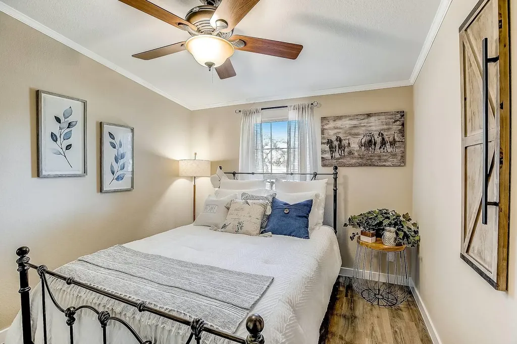 3001 Cox Road Blanco TX 78606