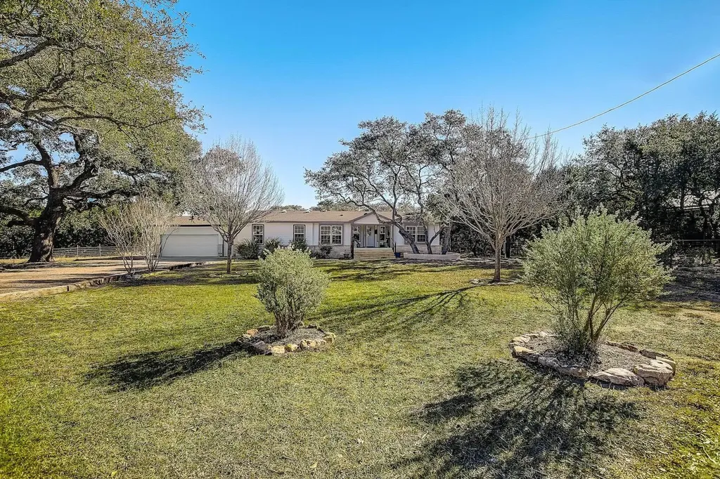 3001 Cox Road Blanco TX 78606