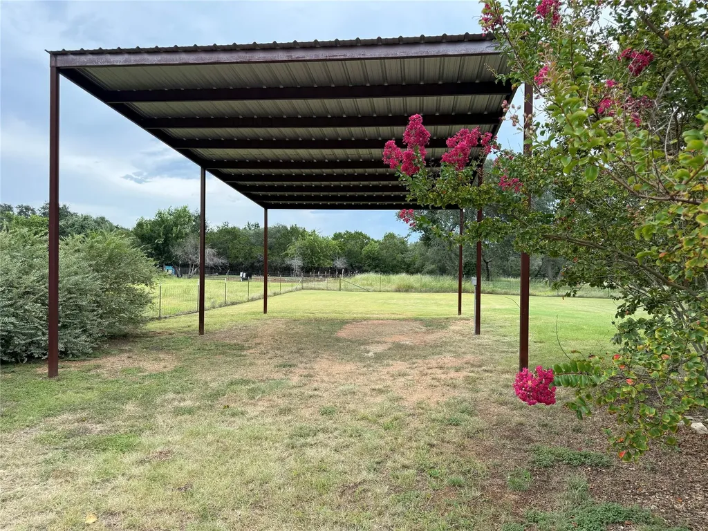 3001 Cox Road Blanco TX 78606