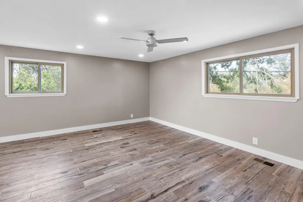 902 Sherwood Forest Drive Granite Shoals TX 78654