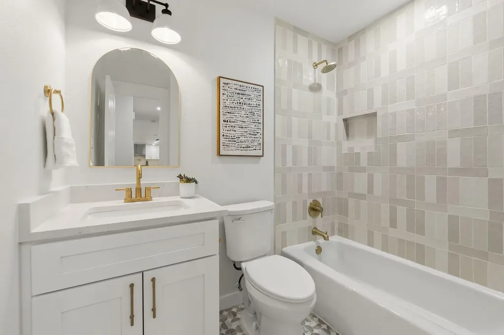 10411 Button Quail Drive Austin TX 78758