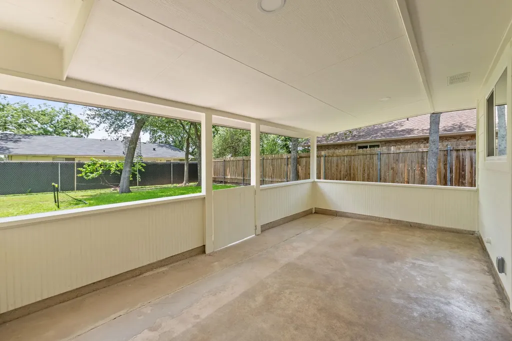 10411 Button Quail Drive Austin TX 78758