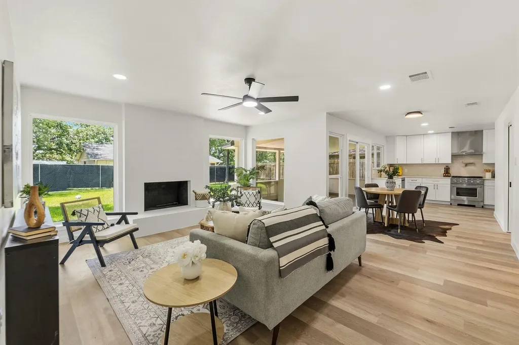 10411 Button Quail Drive Austin TX 78758