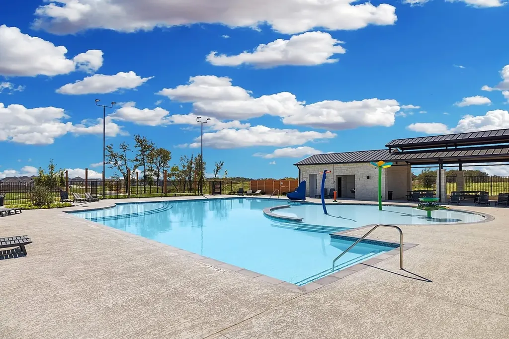 447 Lucky Avenue Elgin TX 78621