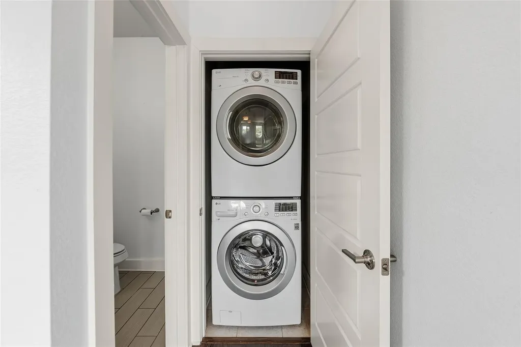 2605 Witsome Loop Austin TX 78741