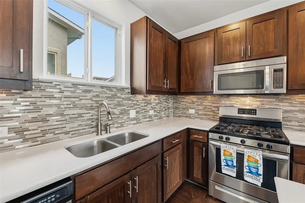2605 Witsome Loop Austin TX 78741