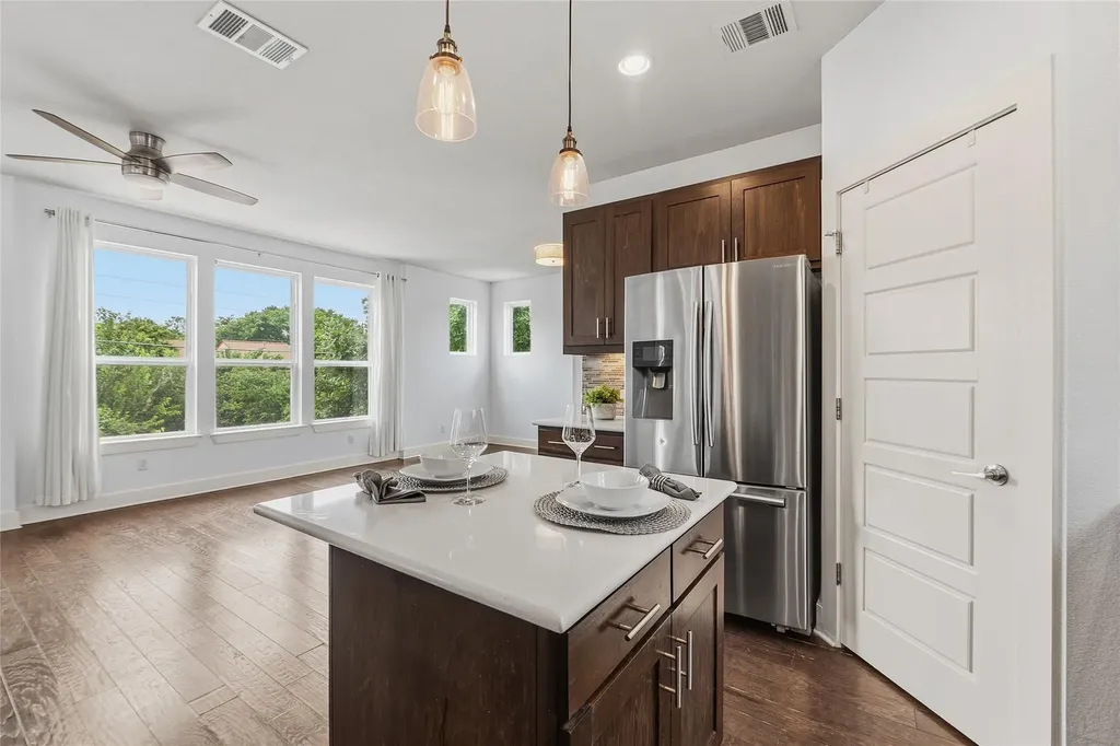 2605 Witsome Loop Austin TX 78741