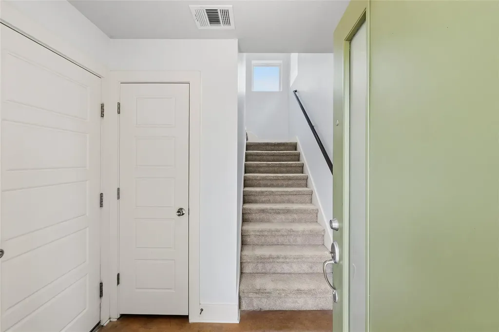 2605 Witsome Loop Austin TX 78741