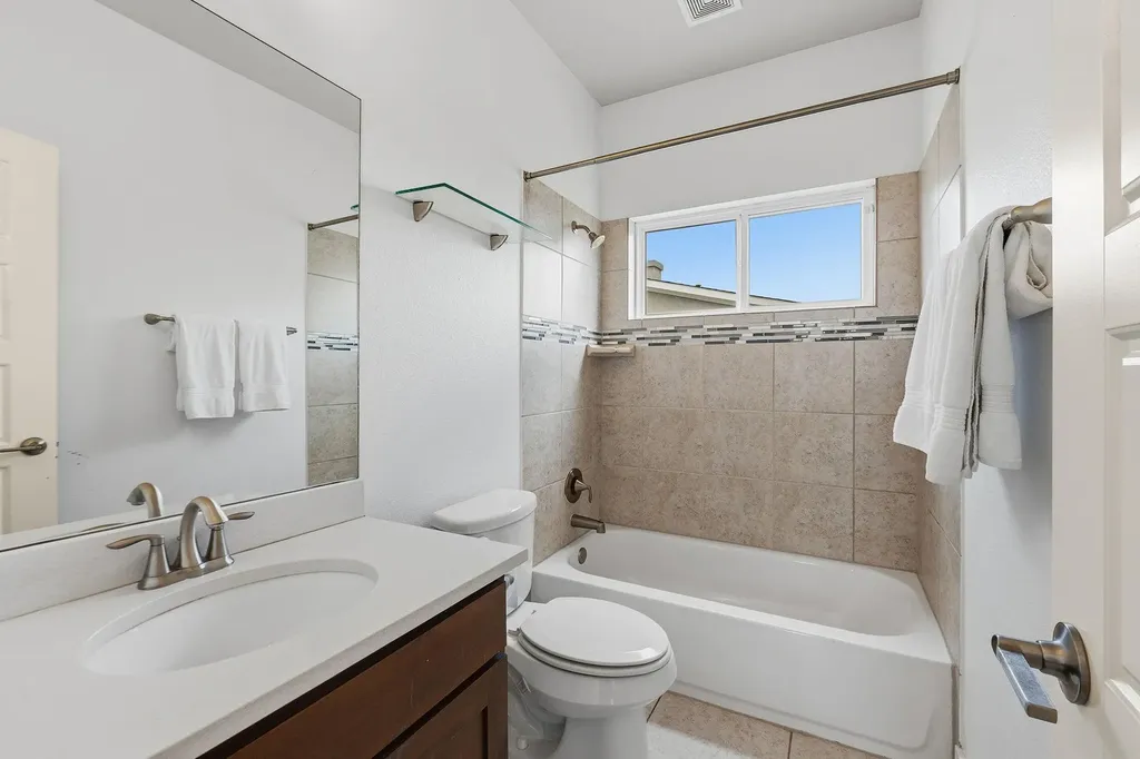 2605 Witsome Loop Austin TX 78741