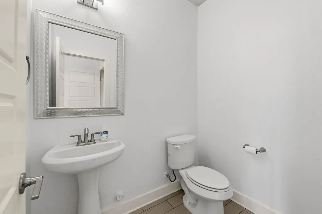2605 Witsome Loop Austin TX 78741