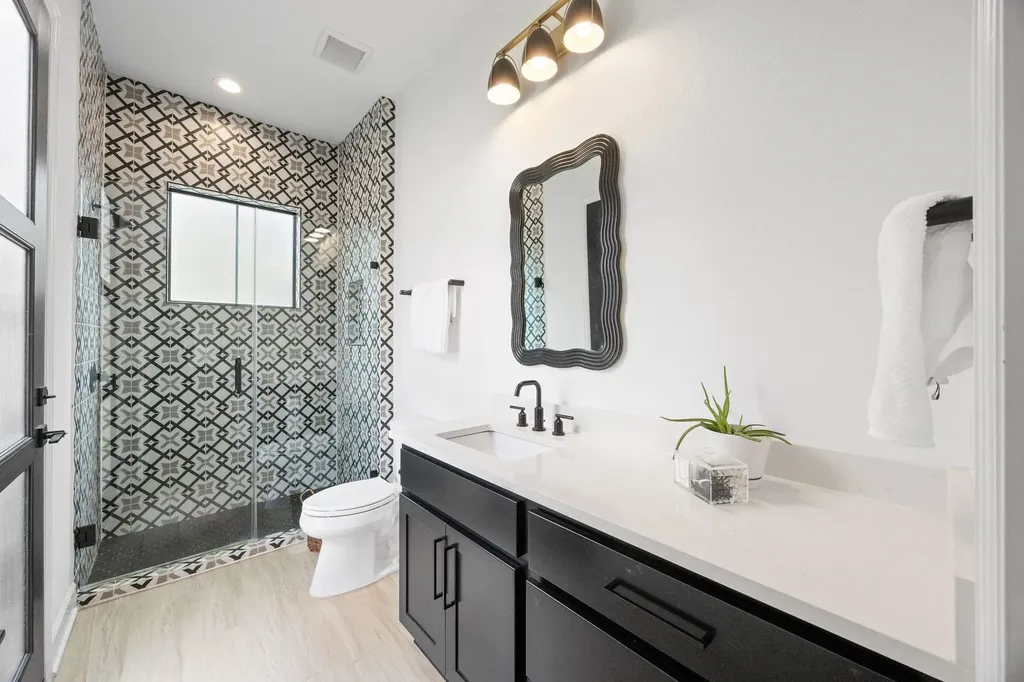 5317 Mccandless Street Austin TX 78756