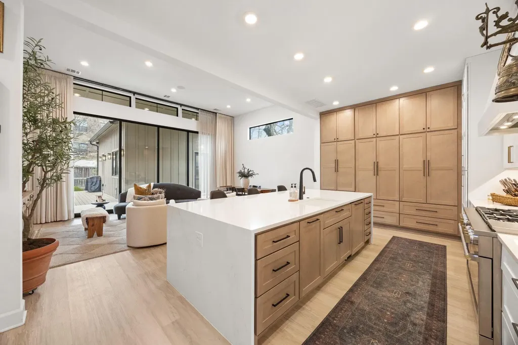 5317 Mccandless Street Austin TX 78756