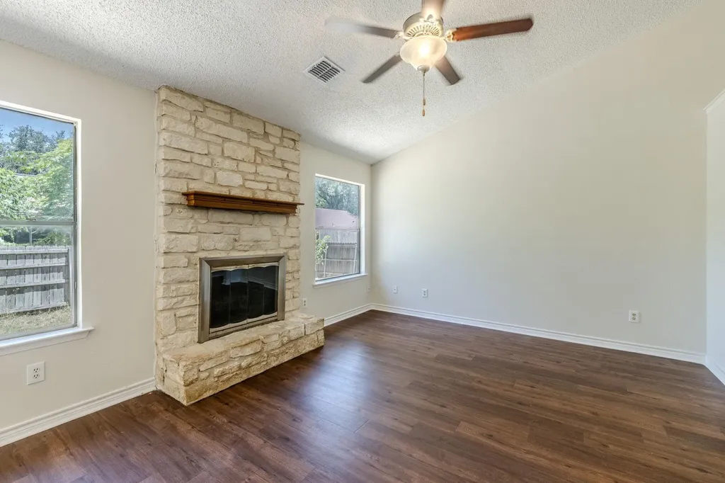 1802 Verbena Way Round Rock TX 78664