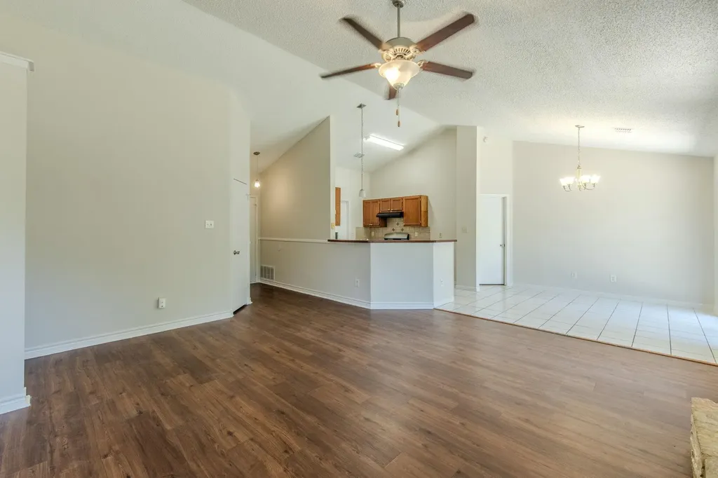 1802 Verbena Way Round Rock TX 78664