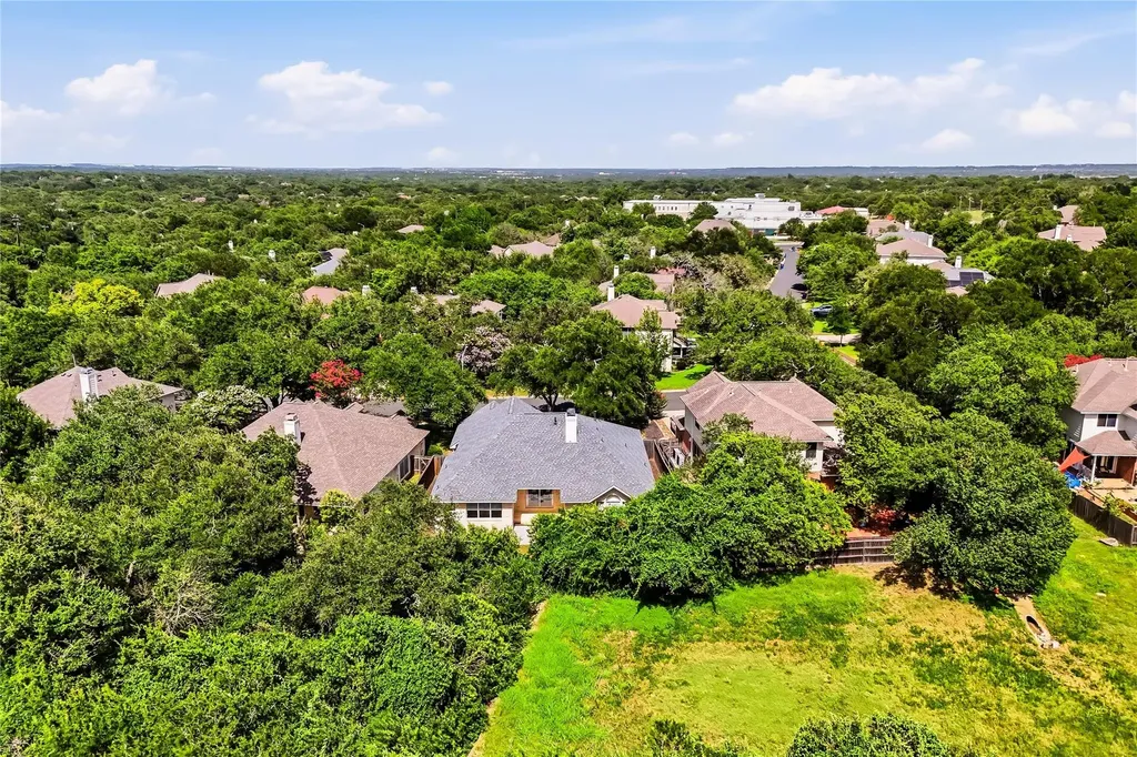 8928 La Siesta Bend Austin TX 78749