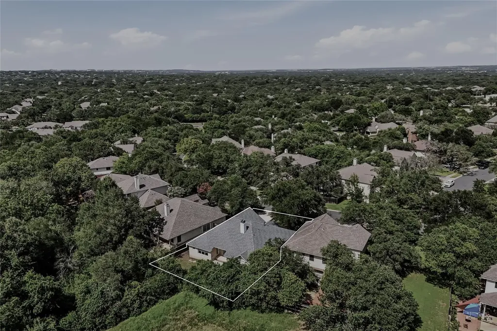 8928 La Siesta Bend Austin TX 78749