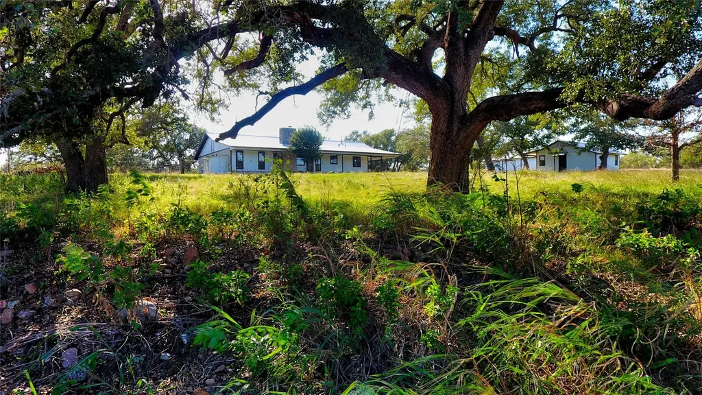 132 Offer Lane Llano TX 78643