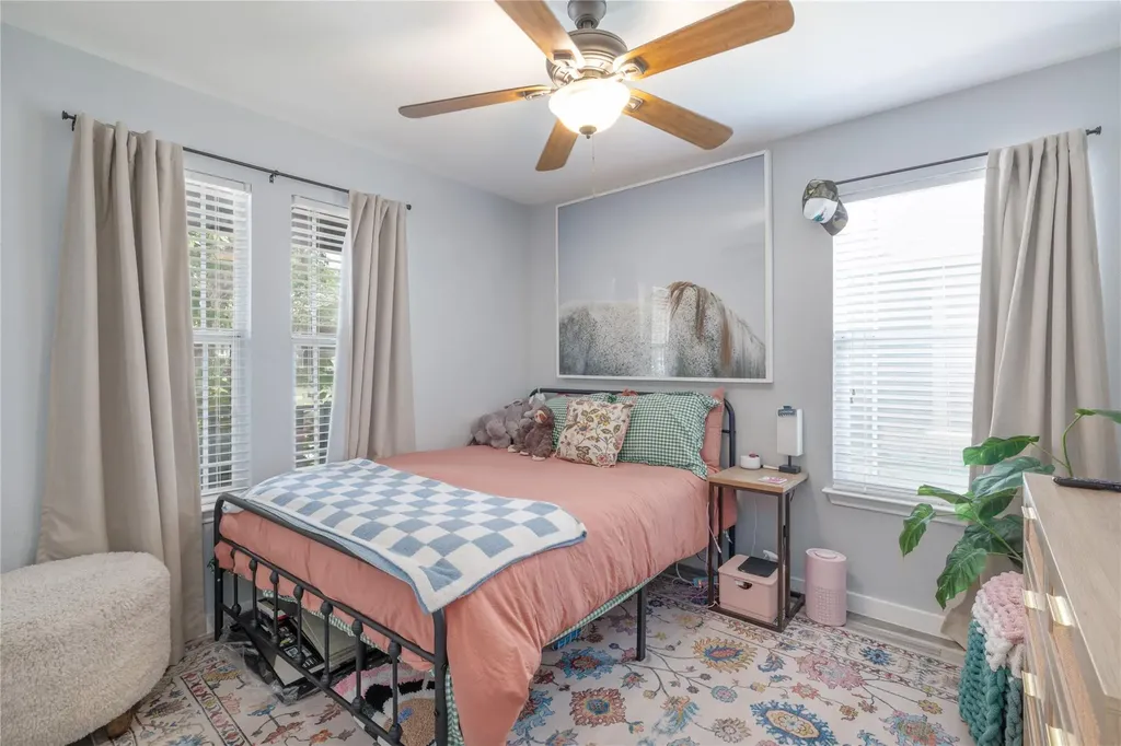2158 Herzog Kyle TX 78640