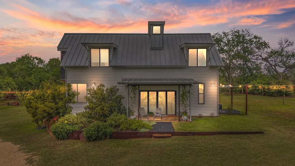 534 Old Mcdade Road Elgin TX 78621