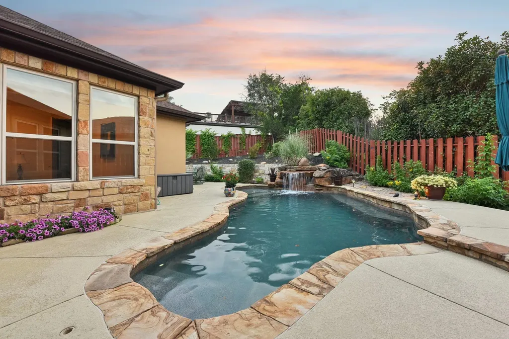 101 Indian Bend Drive Austin TX 78734