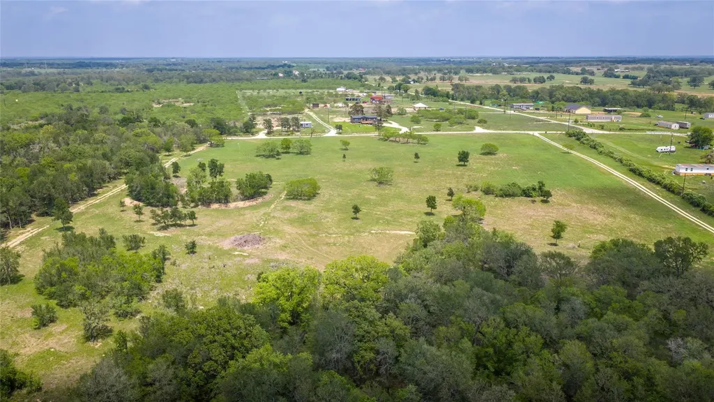 4082 Old Colony Line Road Lockhart TX 78643
