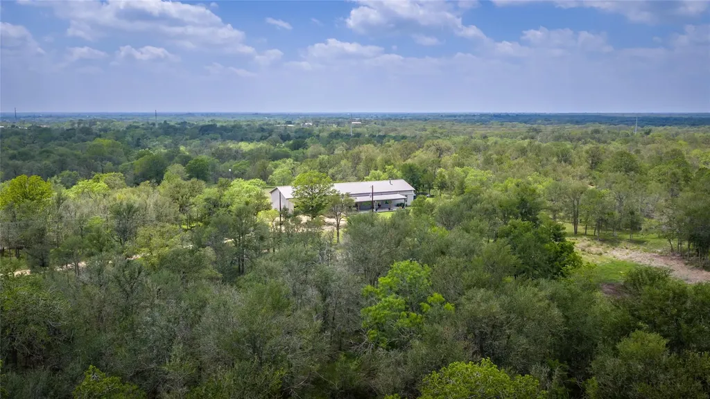 4082 Old Colony Line Road Lockhart TX 78643