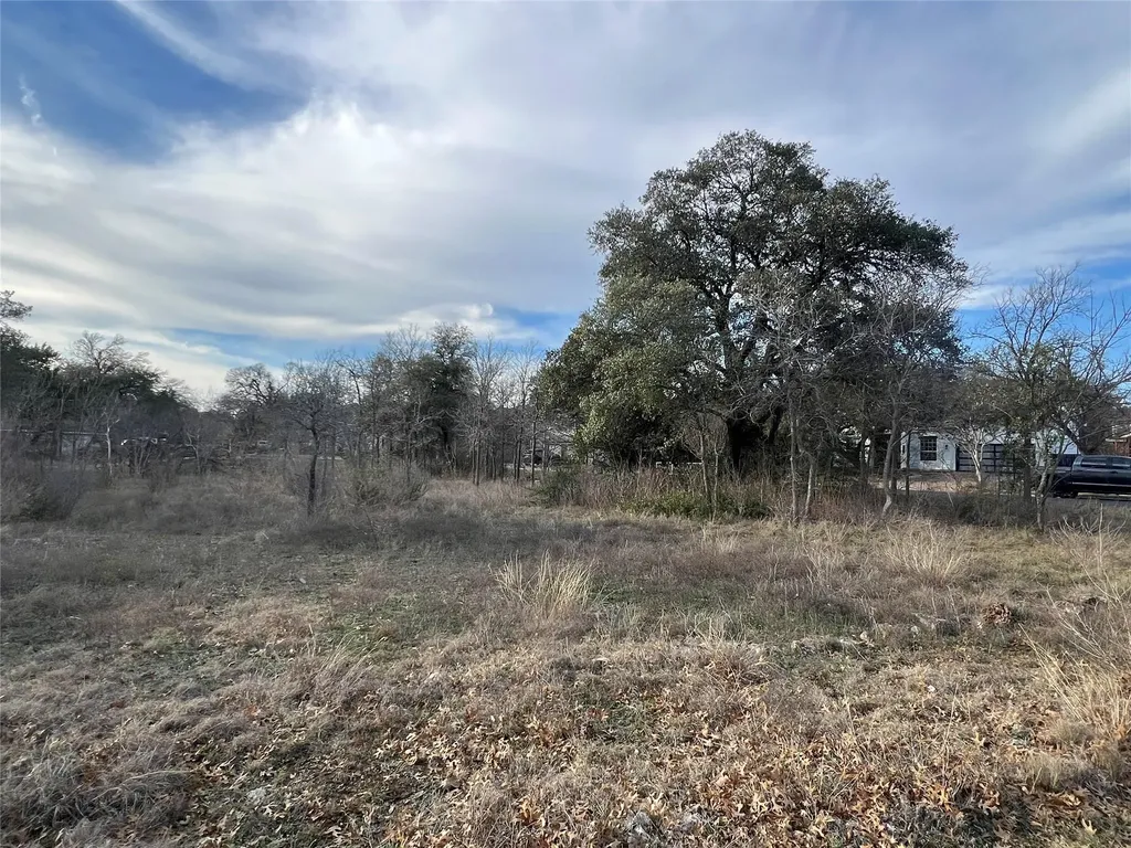 5609 Kayview Drive Austin TX 78749