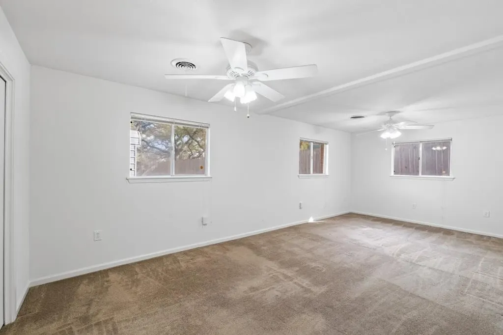 6201 Oakclaire Drive Austin TX 78735