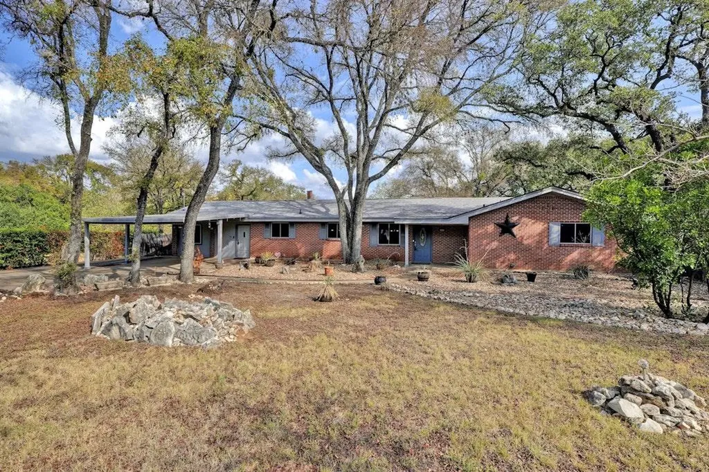 6201 Oakclaire Drive Austin TX 78735