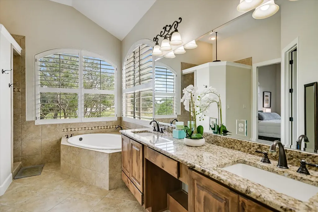 4408 Blacksmith Cove Spicewood TX 78669