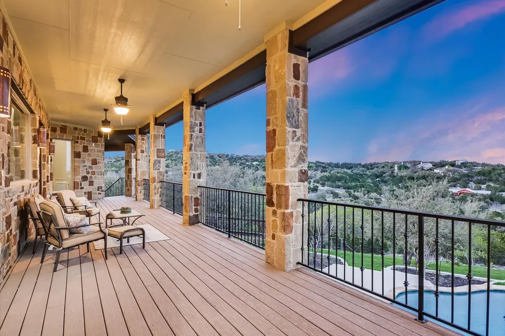 4408 Blacksmith Cove Spicewood TX 78669