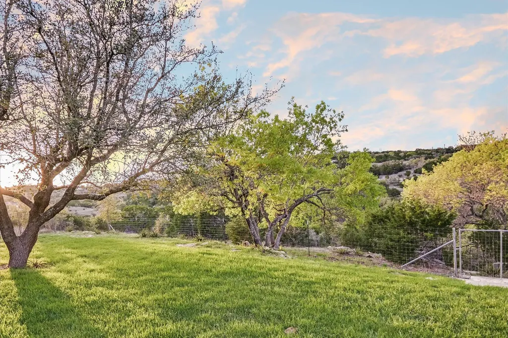 4408 Blacksmith Cove Spicewood TX 78669