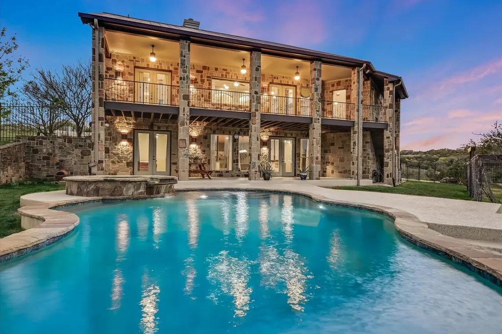 4408 Blacksmith Cove Spicewood TX 78669