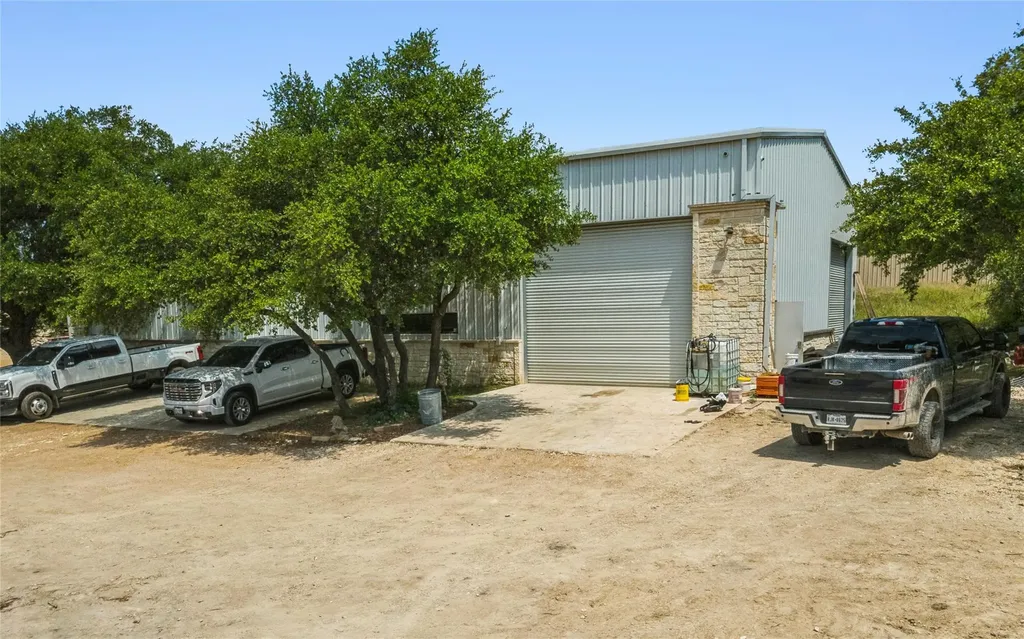 179 S Canyonwood Drive Dripping Springs TX 78620