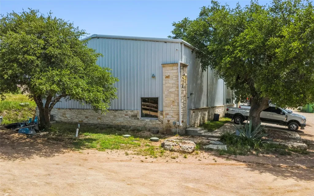 179 S Canyonwood Drive Dripping Springs TX 78620