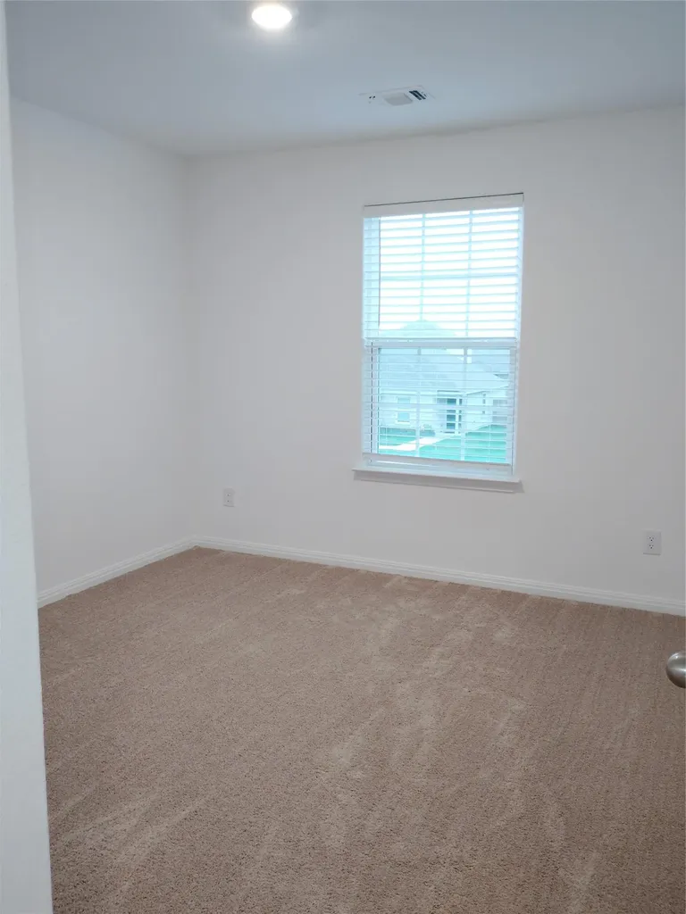 14024 Prairie Schooner Pass Elgin TX 78621
