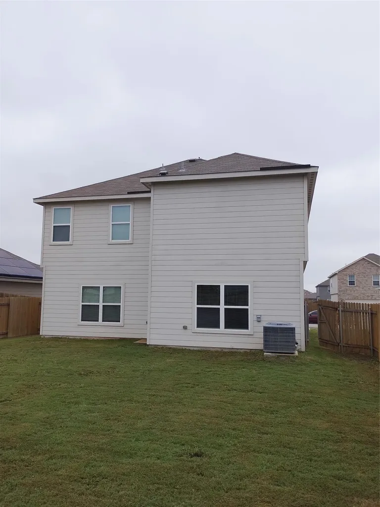 14024 Prairie Schooner Pass Elgin TX 78621