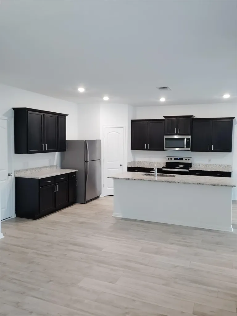 14024 Prairie Schooner Pass Elgin TX 78621