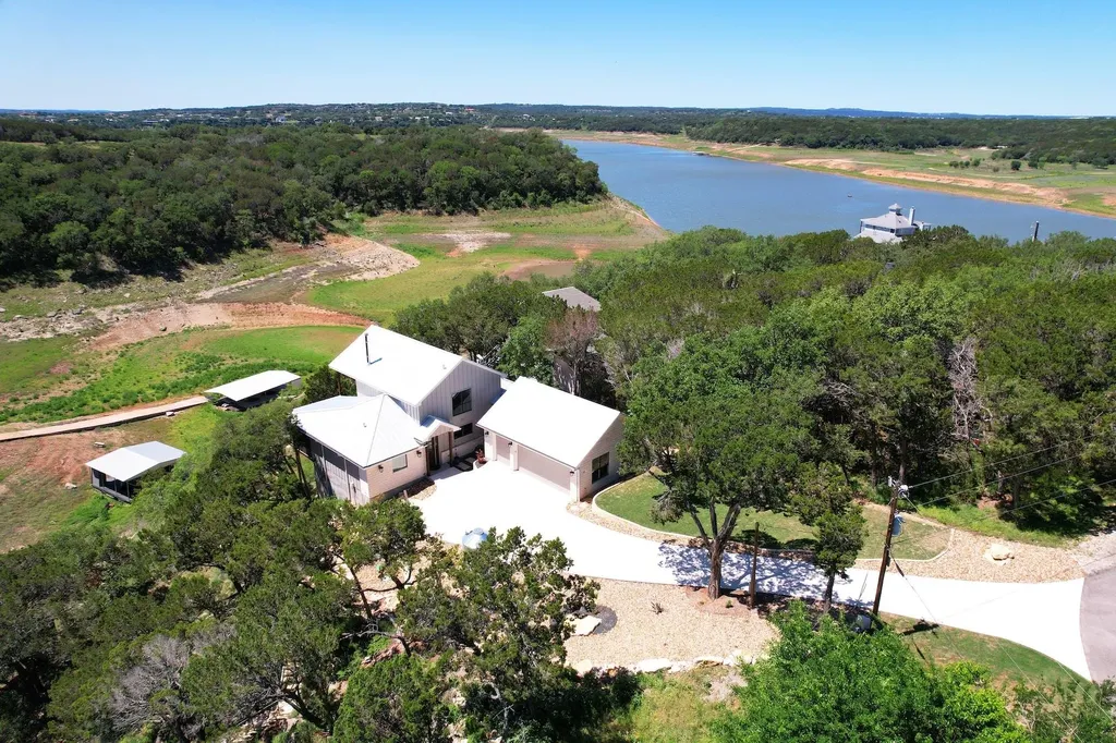 26815 Blue Cove Road Marble Falls TX 78654