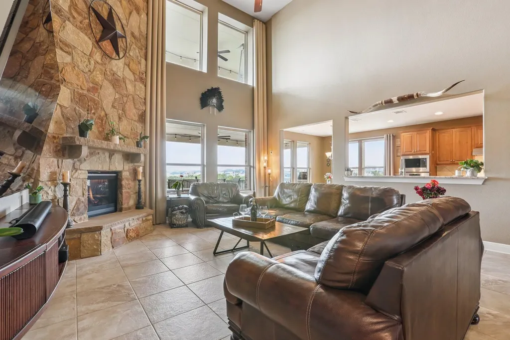 2801 Mossy Springs Drive Leander TX 78641