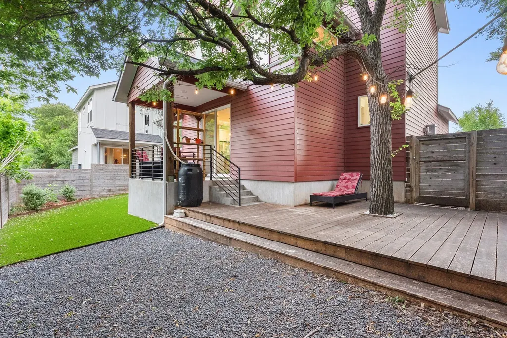 1709 Perez Street Austin TX 78721