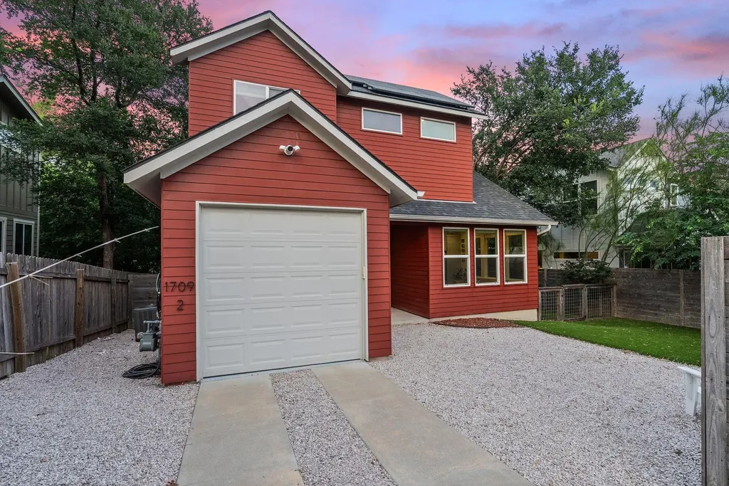 1709 Perez Street Austin TX 78721