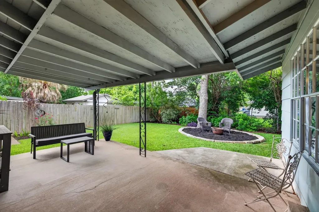 1103 Chesapeake Drive Austin TX 78758