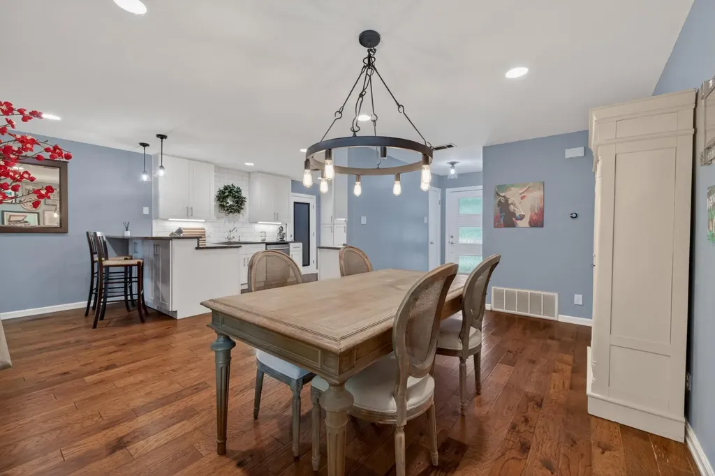 1103 Chesapeake Drive Austin TX 78758