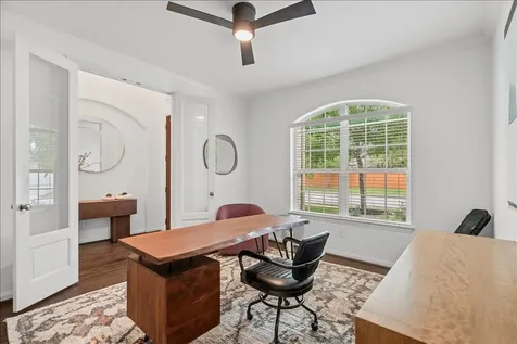 4128 Geary Street Round Rock TX 78681