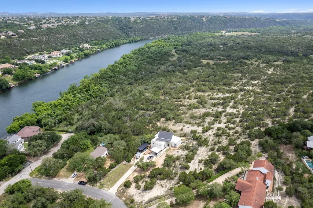 13607 Hunters Pass Austin TX 78734