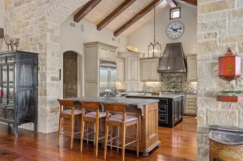 276 Hermosa Road SW Hunt TX 78028