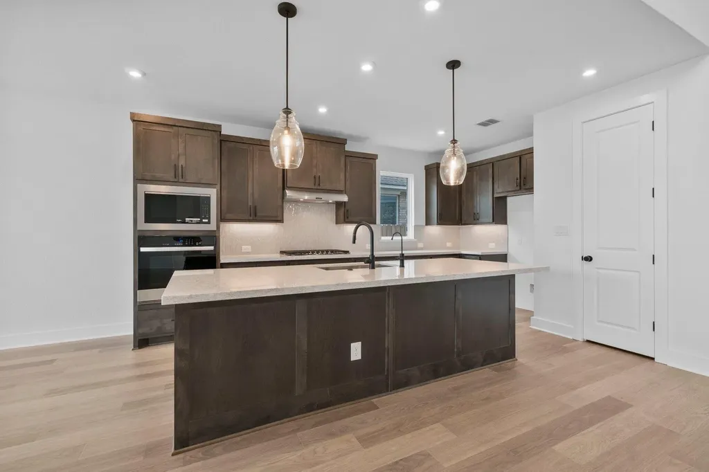 1033 Sonata Place Round Rock TX 78681