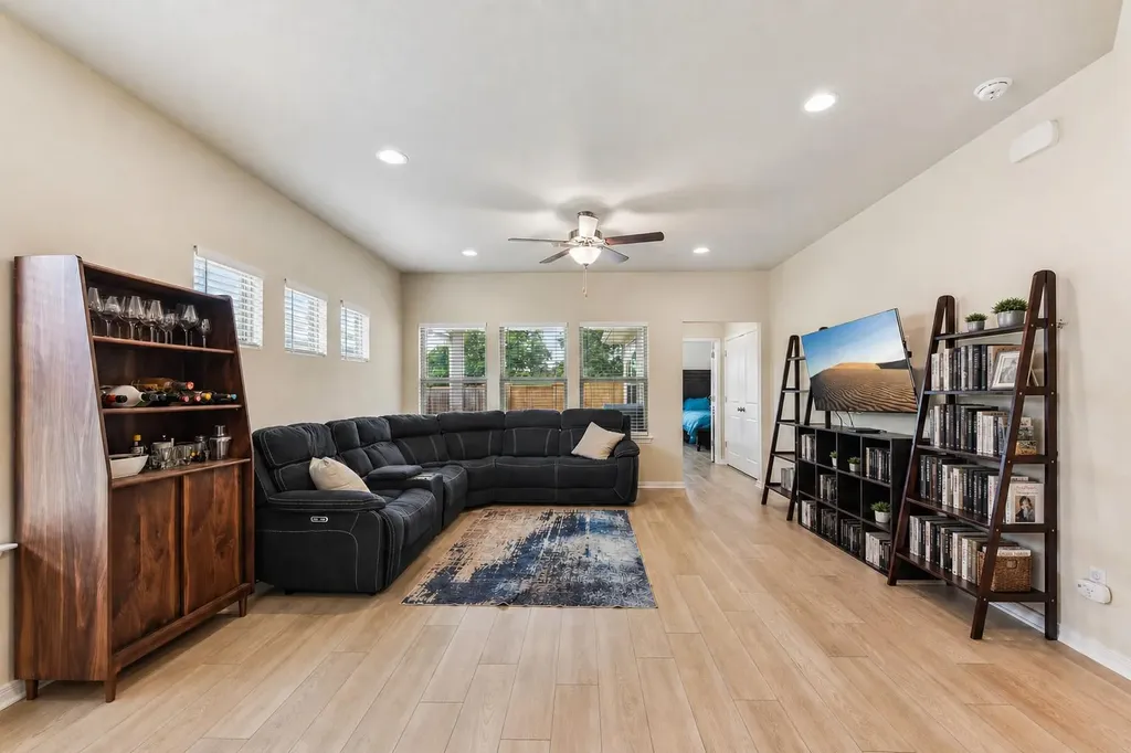 6403 Principale Drive Pflugerville TX 78660